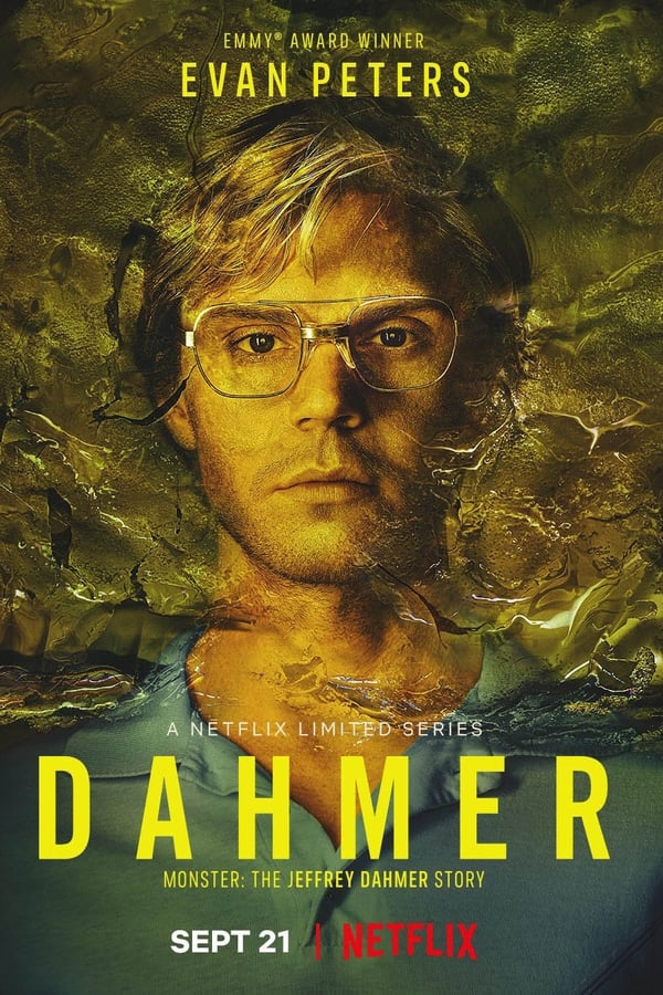 Dahmer - Monster: The Jeffrey Dahmer Story (2022) 1x10